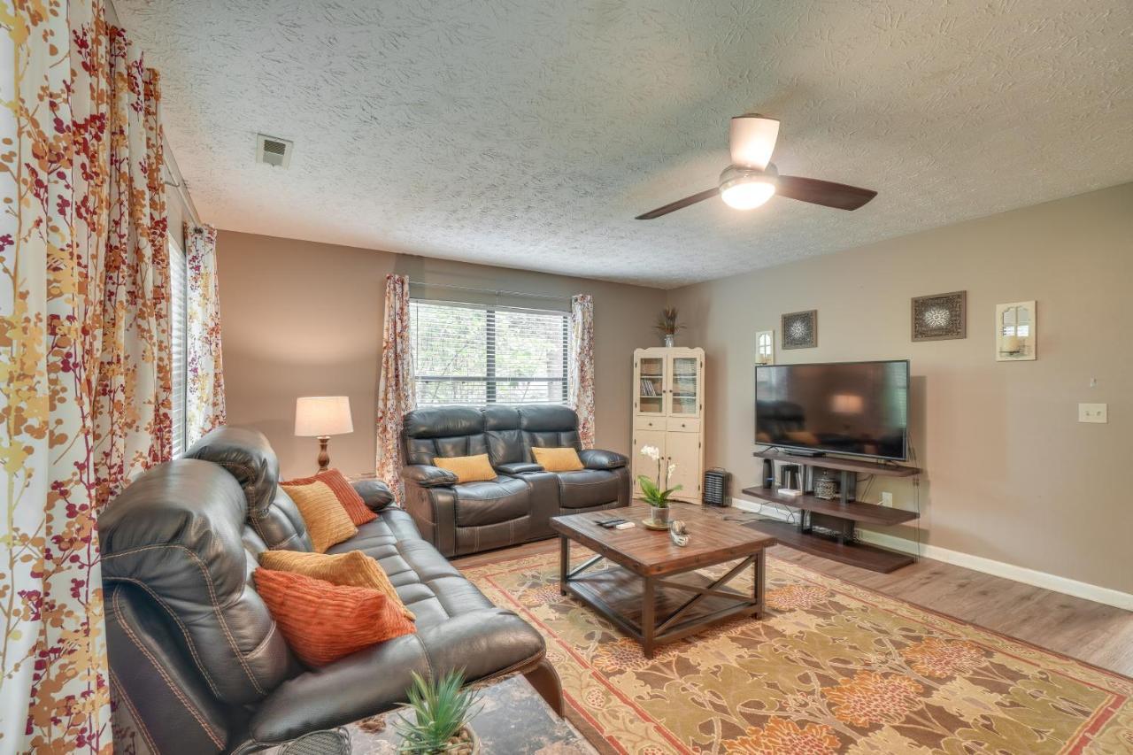 Gatlinburg Vacation Rental Balcony With Hot Tub! Exterior photo